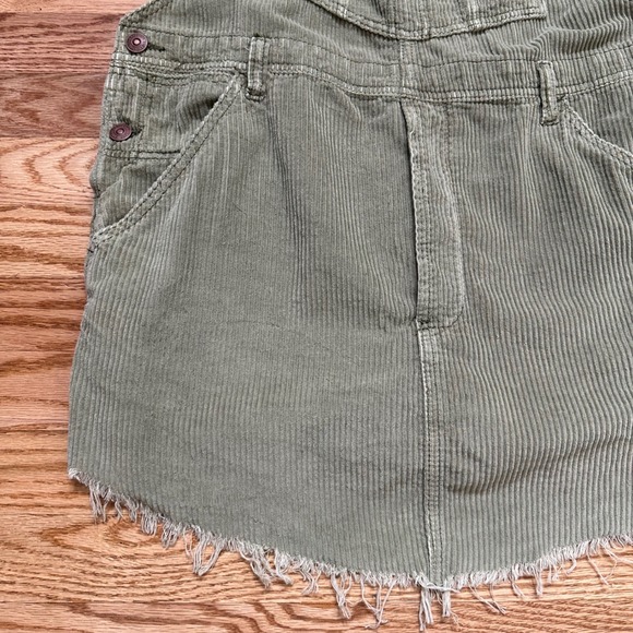 Free People Baxter Cord Jumper Olive Green Corduroy Raw Hem Size Medium - Picture 6 of 13